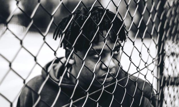 DÉPRISONNER LA FIGURE DE L’ÉTRANGER – Préambule à l’événement d’octobre